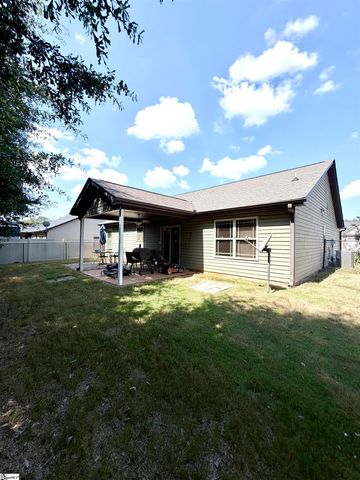 8 Robin Drive, Anderson, SC 29626