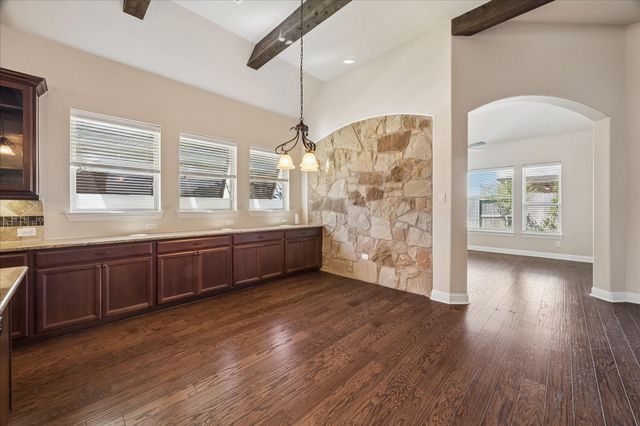 323 W Bend Drive, League City, TX 77573