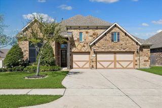 323 W Bend Drive, League City, TX 77573
