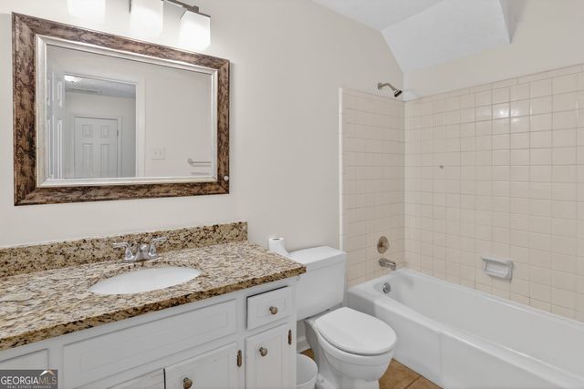 2223 Angela Drive SW, Lilburn, GA 30047