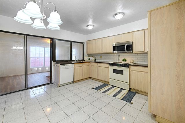 3206 Catalpa Street, Garland, TX 75044