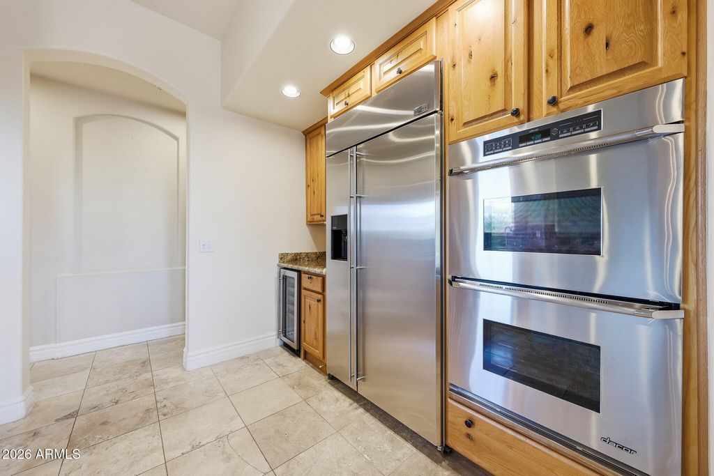 Image 11 of property listing at 13846 N SUNFLOWER Drive, Fountain Hills, AZ 85268