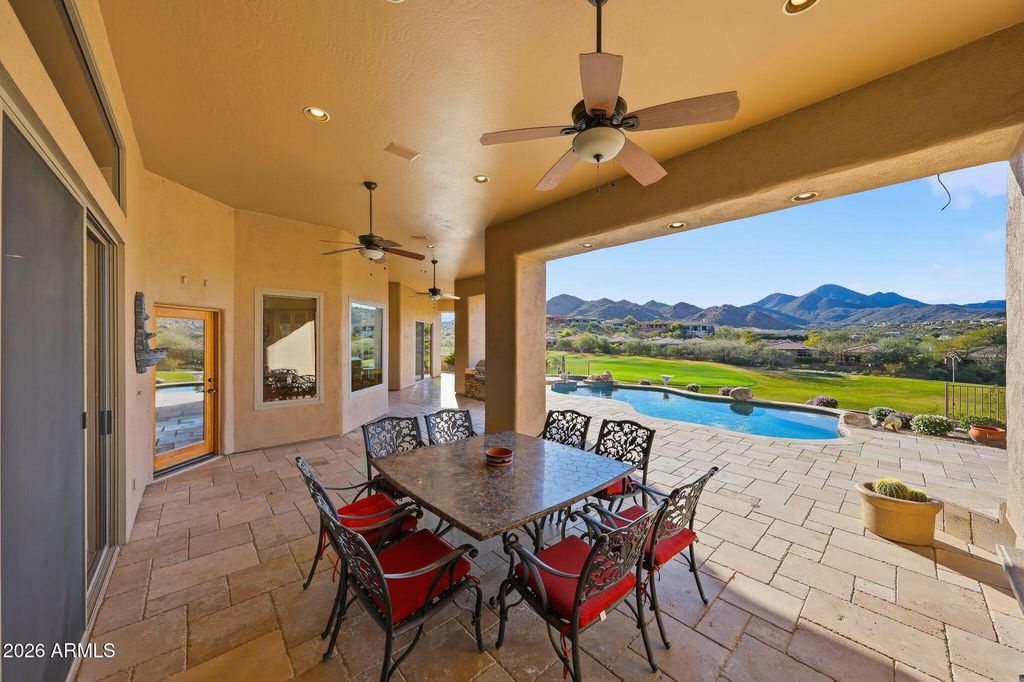Image 14 of property listing at 13846 N SUNFLOWER Drive, Fountain Hills, AZ 85268