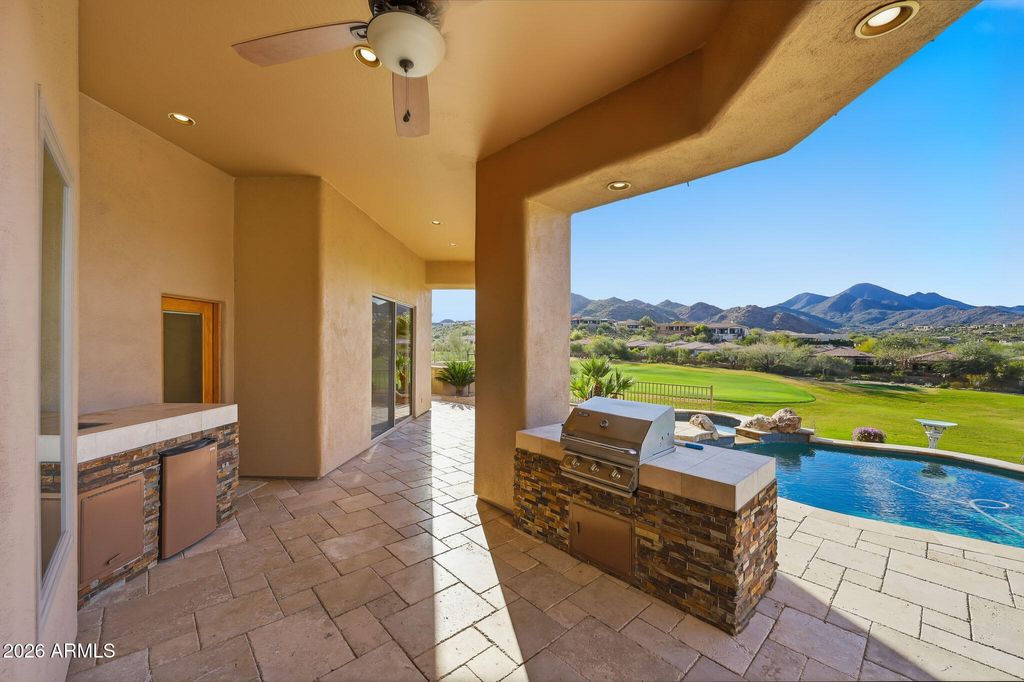 Image 16 of property listing at 13846 N SUNFLOWER Drive, Fountain Hills, AZ 85268