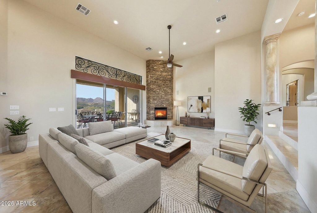 Image 3 of property listing at 13846 N SUNFLOWER Drive, Fountain Hills, AZ 85268