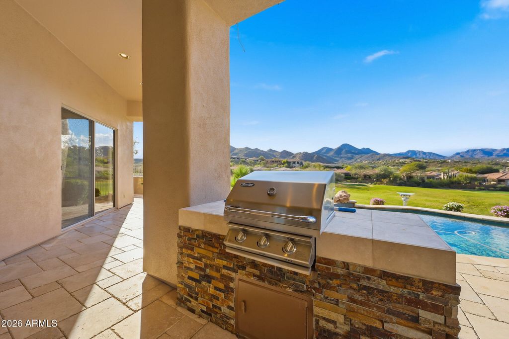 Image 33 of property listing at 13846 N SUNFLOWER Drive, Fountain Hills, AZ 85268