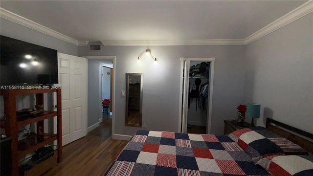 1075 W 68th Street 403, Hialeah, FL 33014