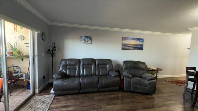 1075 W 68th Street 403, Hialeah, FL 33014