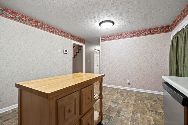 106 June St, Mcminnville, TN 37110