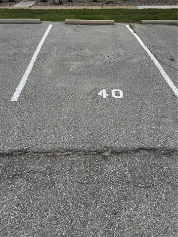 311 E 43rd Street E 2W, Kansas City, MO 64111