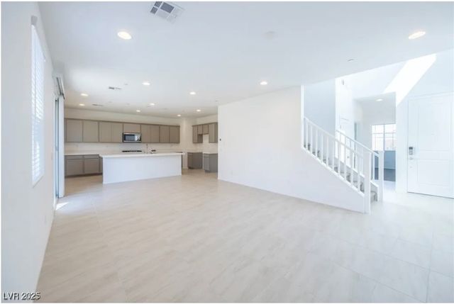 10407 Sadie Blake Avenue, Las Vegas, NV 89166