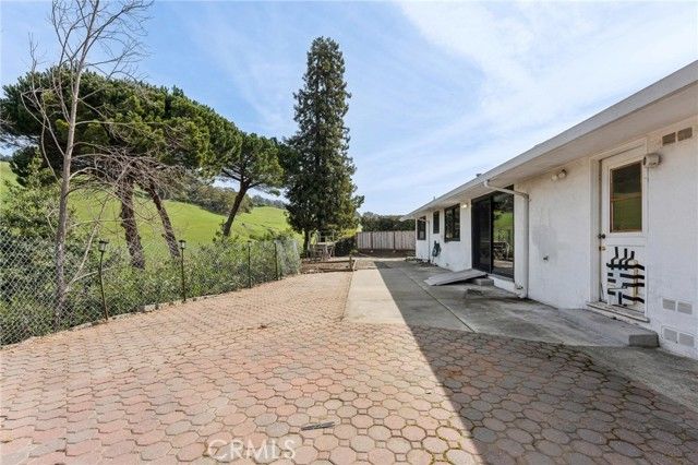 1864 Lakeview Court, San Leandro, CA 94577