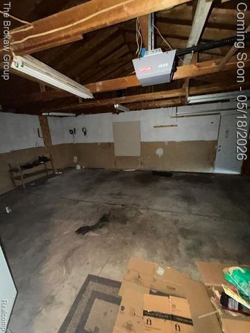3216 Walton Avenue, Flint, MI 48504