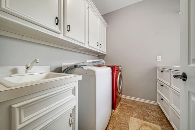 219 Wick Willow Drive, Montgomery, TX 77356