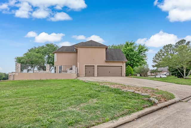 219 Wick Willow Drive, Montgomery, TX 77356