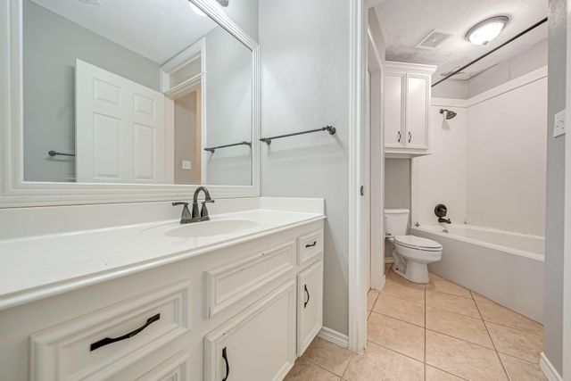 219 Wick Willow Drive, Montgomery, TX 77356