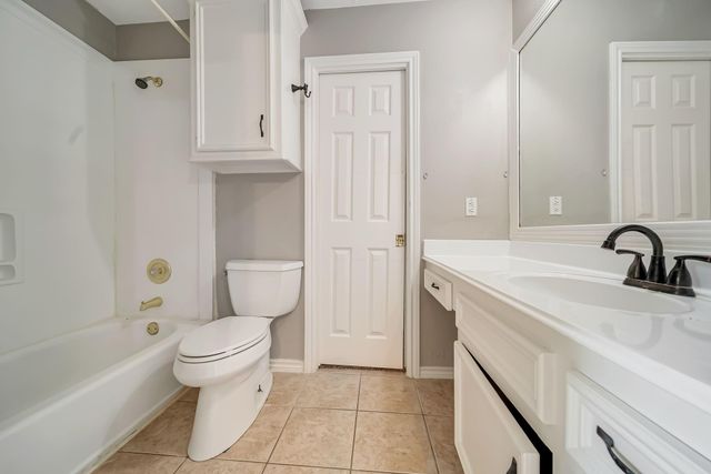 219 Wick Willow Drive, Montgomery, TX 77356