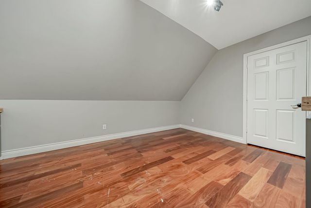 219 Wick Willow Drive, Montgomery, TX 77356