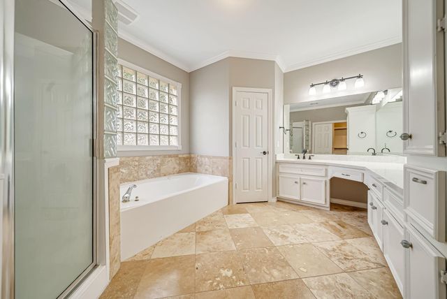 219 Wick Willow Drive, Montgomery, TX 77356