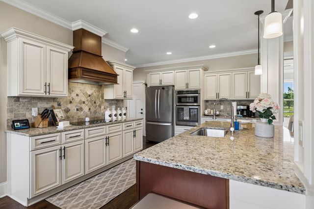 3930 Big Springs Rd, Lebanon, TN 37090