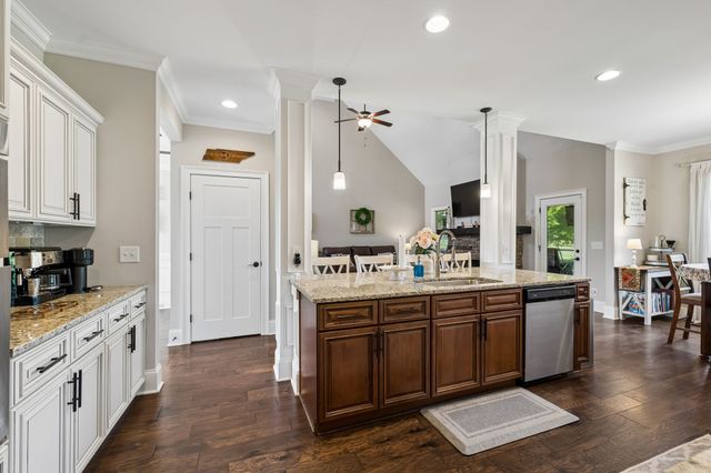 3930 Big Springs Rd, Lebanon, TN 37090