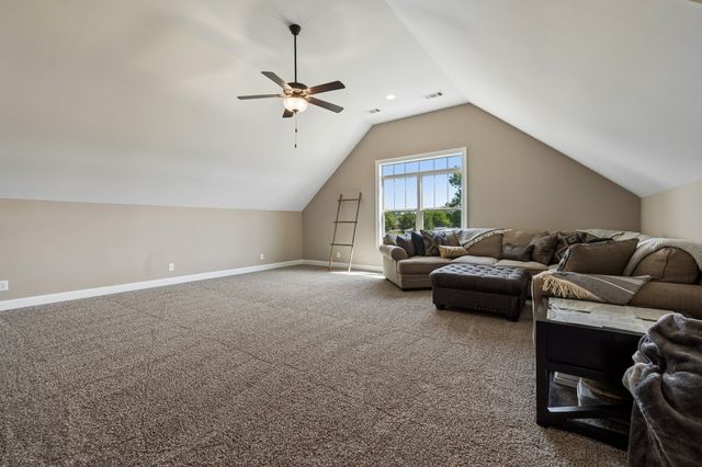 3930 Big Springs Rd, Lebanon, TN 37090