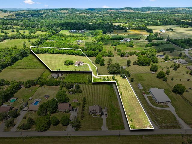 3930 Big Springs Rd, Lebanon, TN 37090