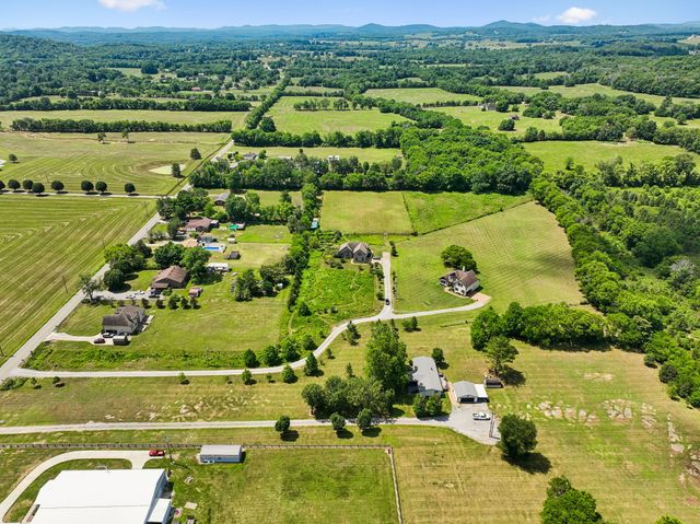 3930 Big Springs Rd, Lebanon, TN 37090