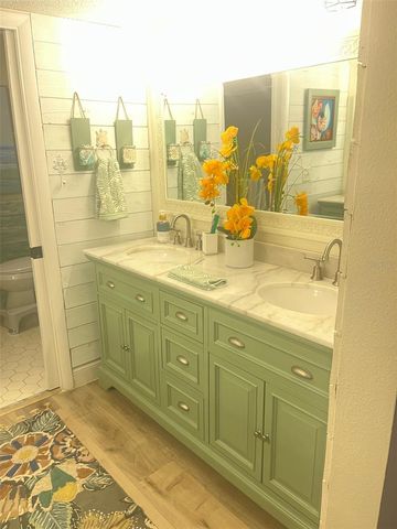 700 STARKEY ROAD 1414, Largo, FL 33771