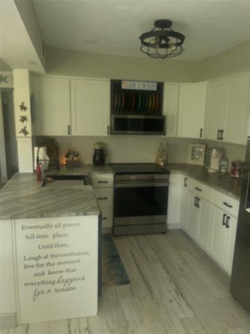 700 STARKEY ROAD 1414, Largo, FL 33771