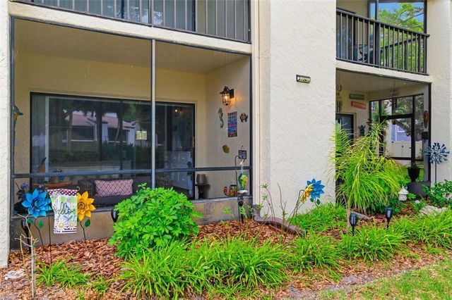 700 STARKEY ROAD 1414, Largo, FL 33771