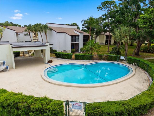 700 STARKEY ROAD 1414, Largo, FL 33771