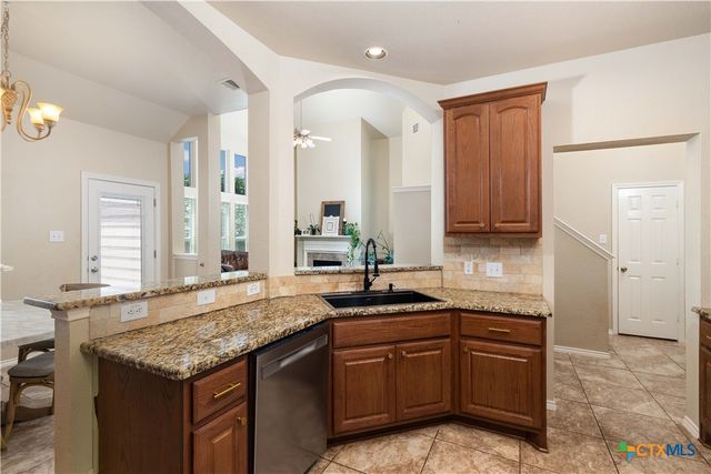 229 Bending Oak, New Braunfels, TX 78132