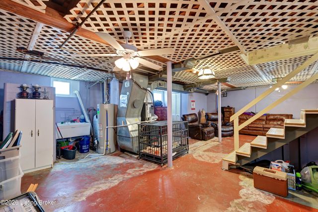 1215 Rammers Ave, Louisville, KY 40204