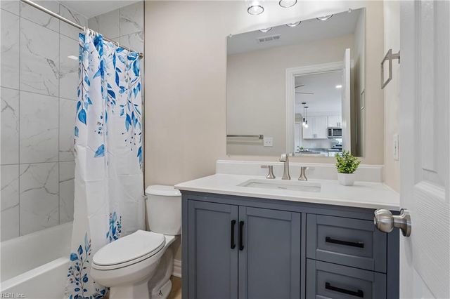 3905 W Colonial PW, Virginia Beach, VA 23452