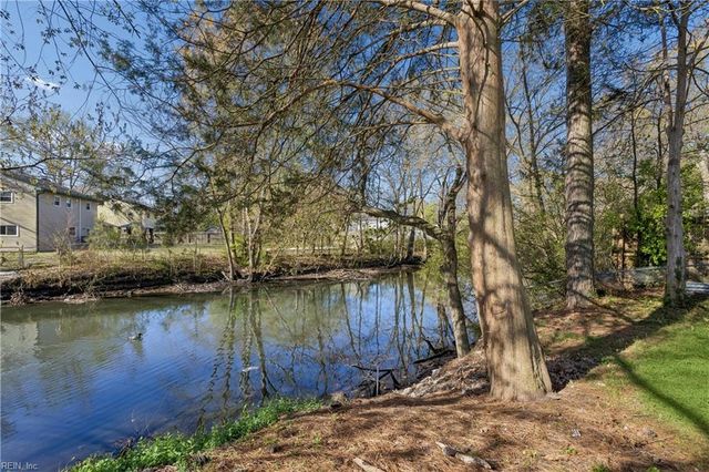 3905 W Colonial PW, Virginia Beach, VA 23452