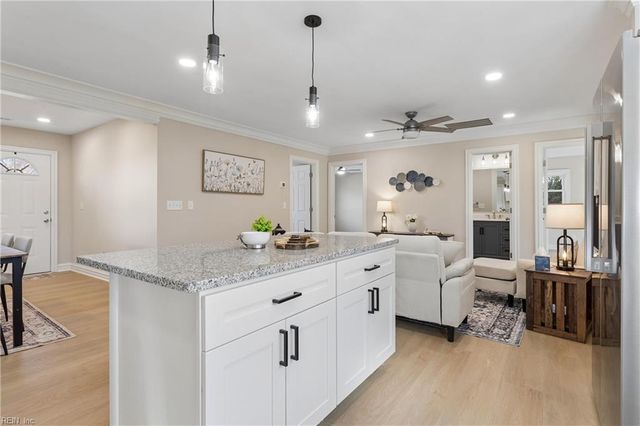 3905 W Colonial PW, Virginia Beach, VA 23452