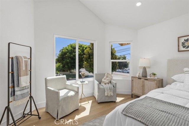 333 E Phillips Boulevard, Pomona, CA 91766