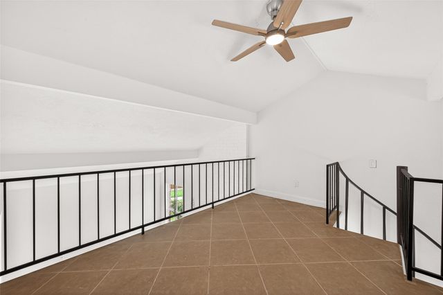 8632 Maplecrest Drive, Houston, TX 77099