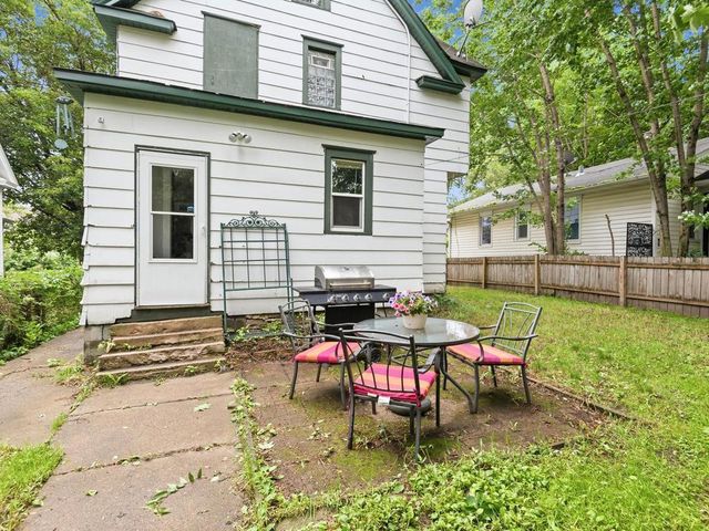 3735 Girard Avenue N, Minneapolis, MN 55412