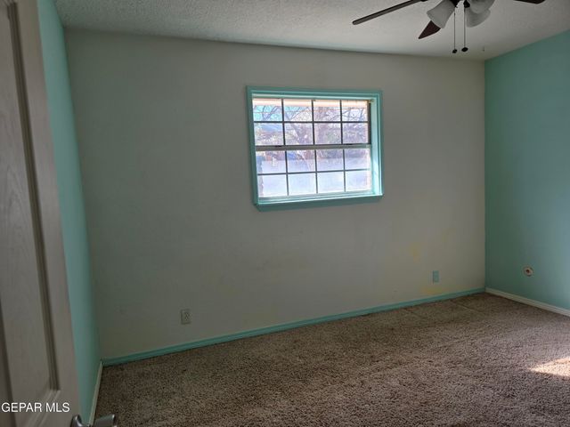 113 BUCKSKIN Loop, Santa Teresa, NM 88008