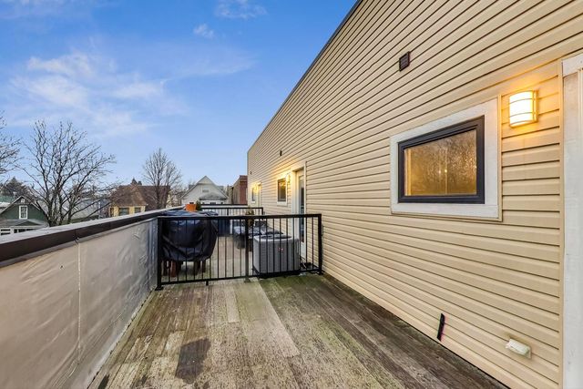 2339 N Drake Avenue, Chicago, IL 60647