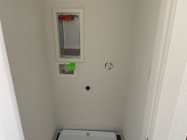 2050 lohmans SPUR 2003, Lakeway, TX 78734