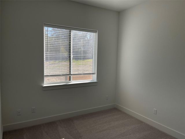 2050 lohmans SPUR 2003, Lakeway, TX 78734