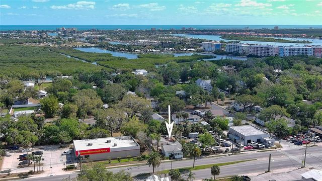 607 N DIXIE FREEWAY, New Smyrna Beach, FL 32168