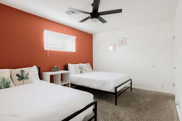 2318 W PINCHOT Avenue, Phoenix, AZ 85015