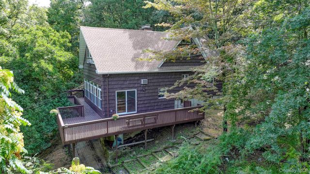 53 W Corbett Road, Montgomery, NY 12549
