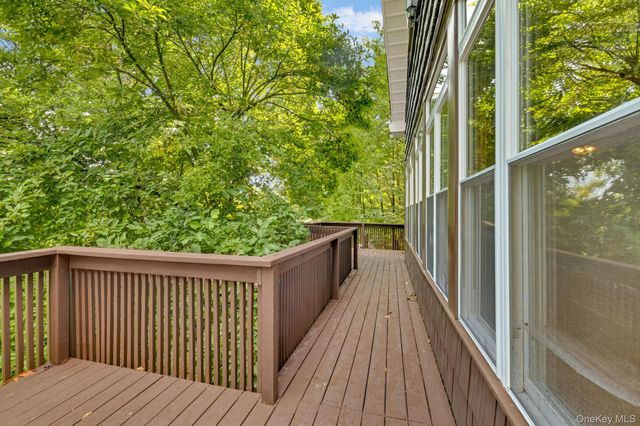 53 W Corbett Road, Montgomery, NY 12549