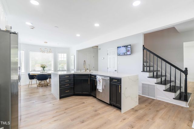 3010 Blueberry Lane, Chapel Hill, NC 27516