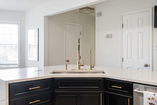 3010 Blueberry Lane, Chapel Hill, NC 27516